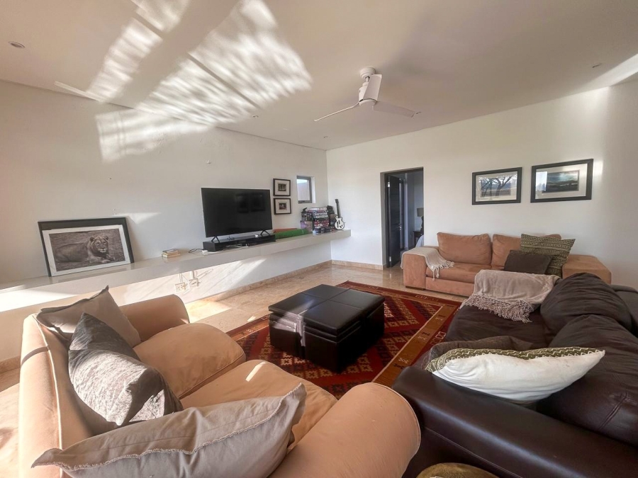 5 Bedroom Property for Sale in Waterford Golf and River Estate Free State